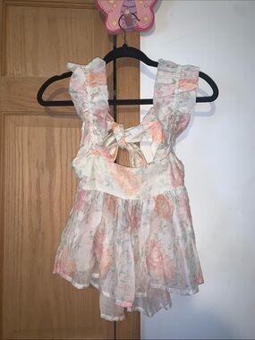 Divided Floral Ruffled Tie-Back Tank